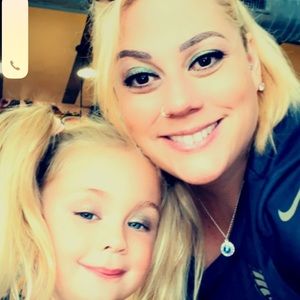 Meet your Posher, Tessa